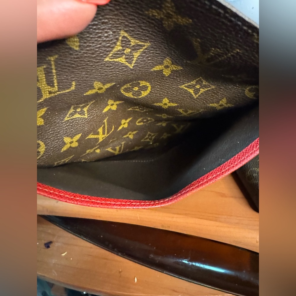 Louis Vuitton Black and Gold Monogram Wallet - Picture 6 of 11